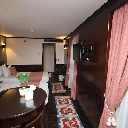 You Nile View Hotel Giza Exterior photo