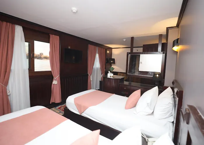 You Nile View Hotel