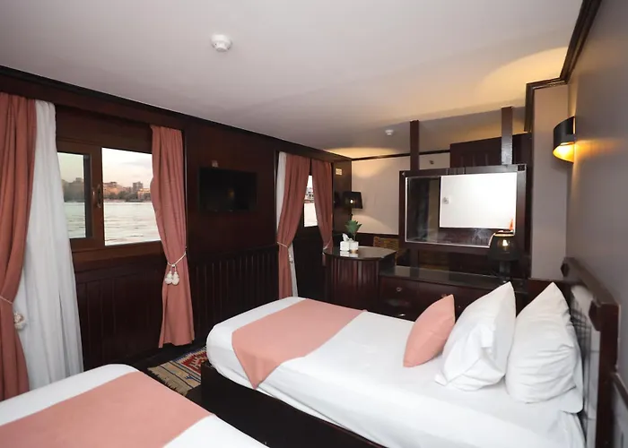 You Nile View Hotel